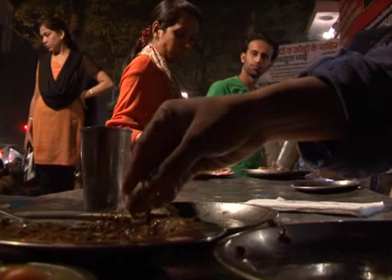 dhrupad:   Mera Apna Sheher (My Own City), directed by Sameera Jain, deals with the