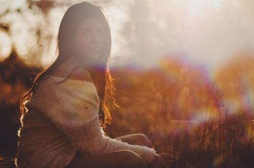 Atardecer acompañado de @franciscakaufmann#Temuco #book #nature #girl #beautiful #boudoir #portrai