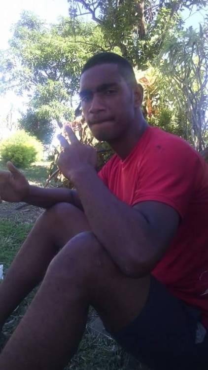 kingbey26: flashfijian16: #NiceFijianAss Dinner is ready