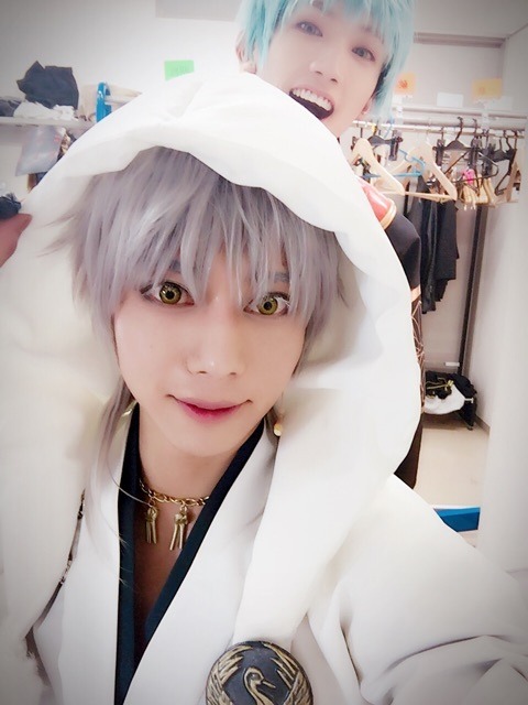 alisayamin: Someya Toshiyuki’s (Tsurumaru) selfies with Hirose Daisuke (Ichigo) is why I&rsquo