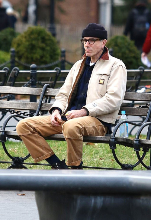 phantomthread: Daniel Day-Lewis was spotted sitting alone on a park bench in Manhattan’s Downt