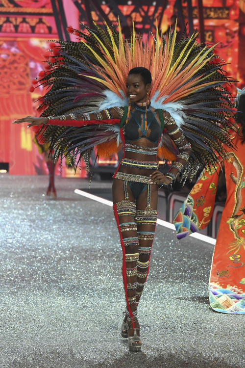 celebsofcolor: Maria Borges walks the runway at the Victoria’s Secret Fashion Show on November