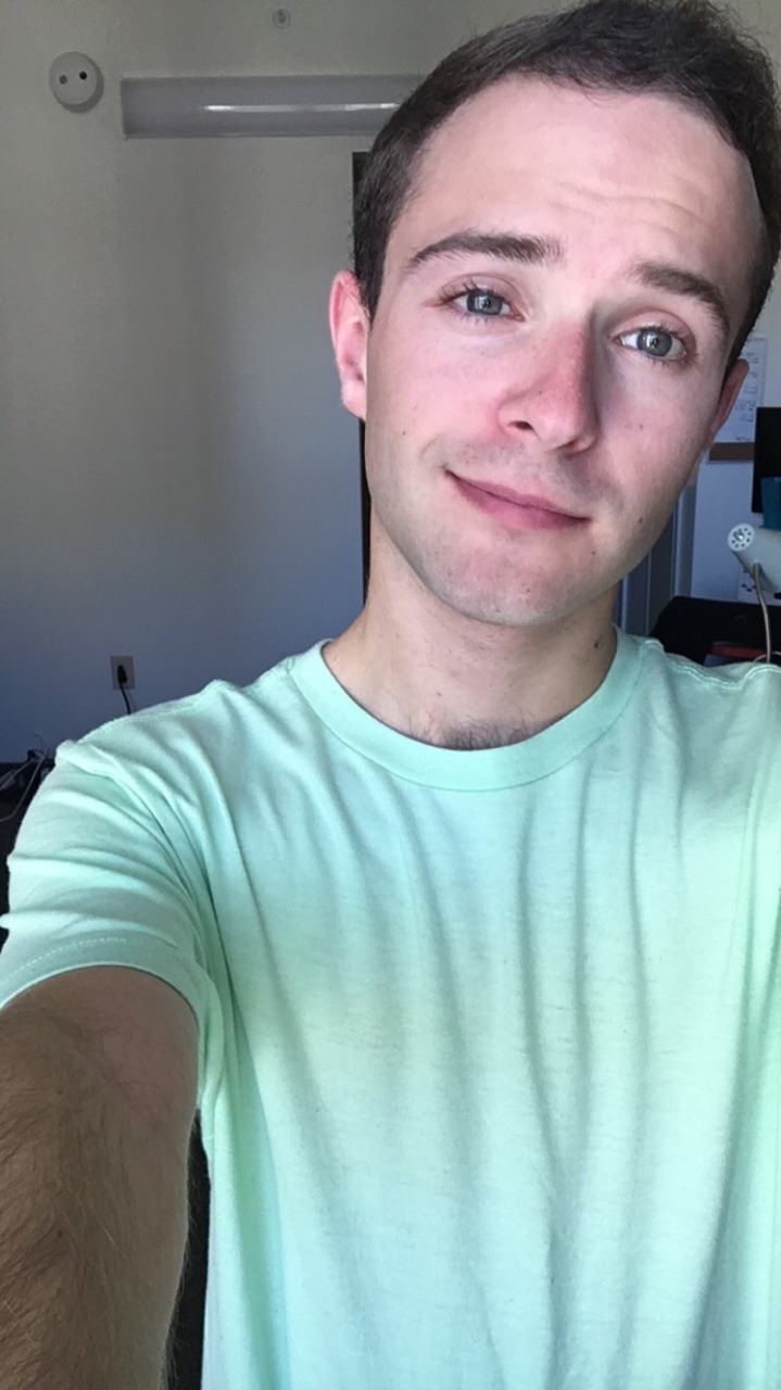 minityleroakley: Hmmph 💁‍♂️ 