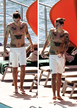  Harry Styles at the hotel pool in Milan, Italy. June 30th, 2014 