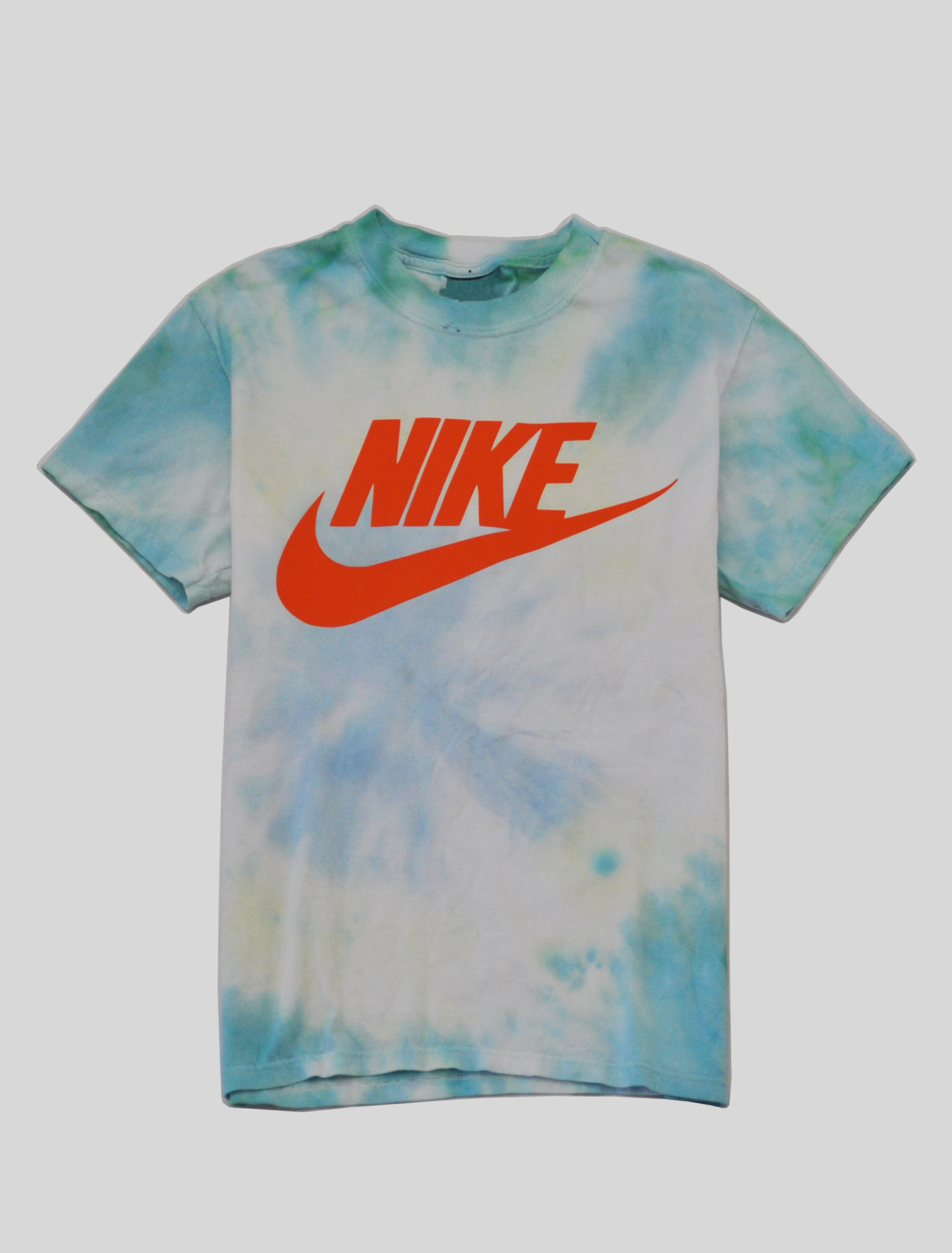nike tie shirt
