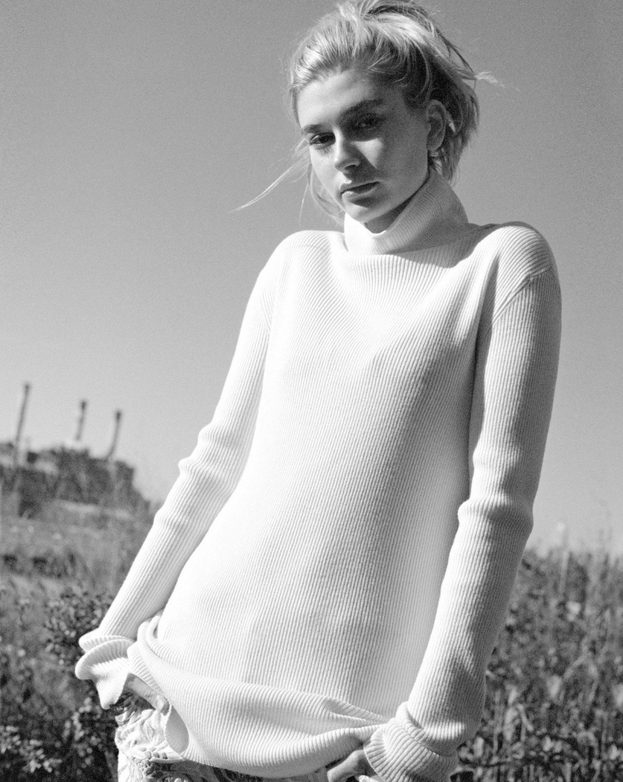 vogue-at-heart:  Hailey Baldwin in “Royal Salute” for Vogue Korea, February