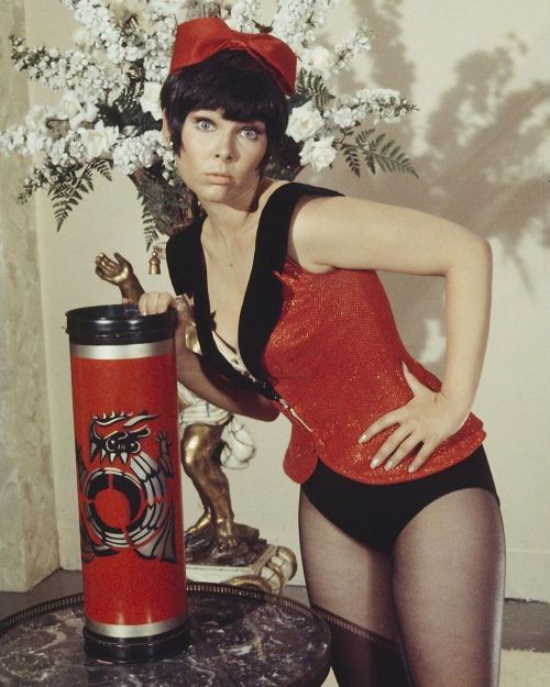 Yvonne Craig, best known as Barbara Gordon/Batgirl on the ABC series, would have turned 85 today. He