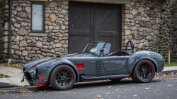 automotivated:  Grigio/Red Shelby Cobra by