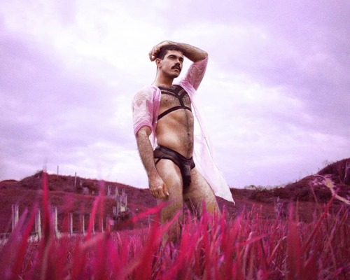 spookakawaii: um pouquinho de photoshop @itlcmp . . . . . . . . . . #pink #pinkaesthetic #instaart #