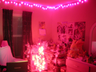 punromantic replied to your post: my room is so great right now  Is that the lighting