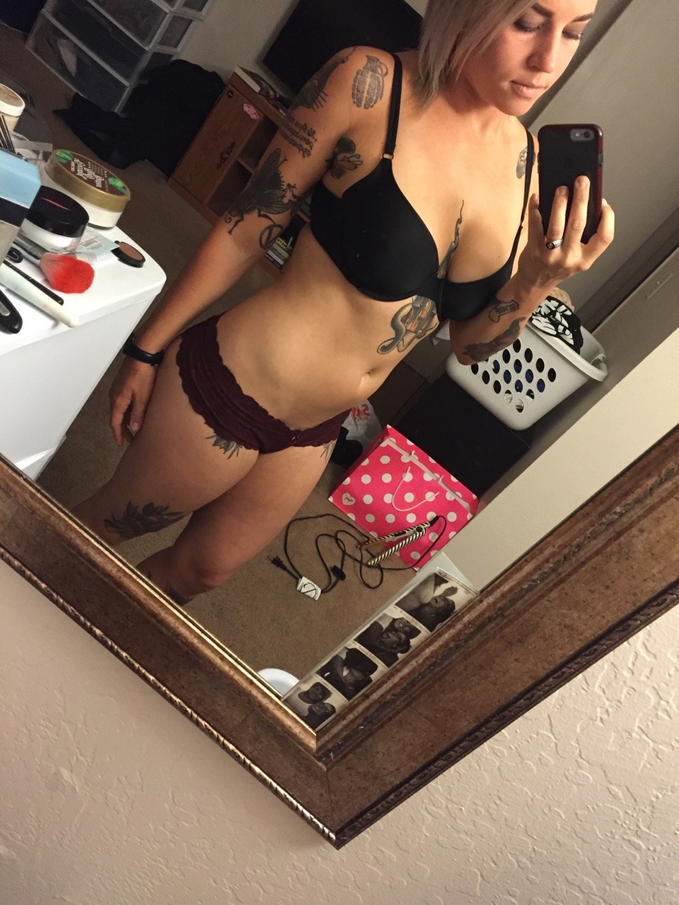 grownassmaam:  goodbyemccarran:  grownassmaam:  Haven’t posted in awhile, so here