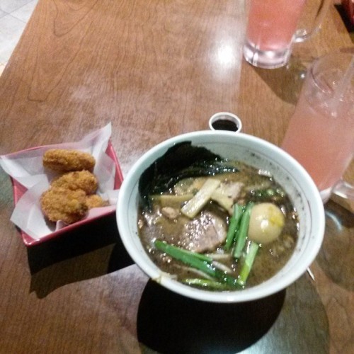 Ramen #nomnom #ramen #foodie #itsgoindown #blackgarlic #whitepeachchuuhi #friedoysters