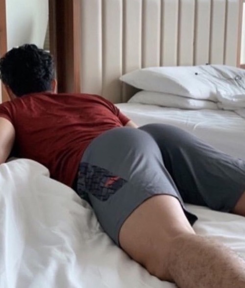 Booty-ful Men