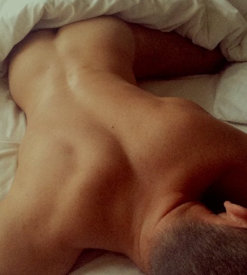 scottinnooriginals:Just five more minutes - Flickr & Instagram / @scottinno