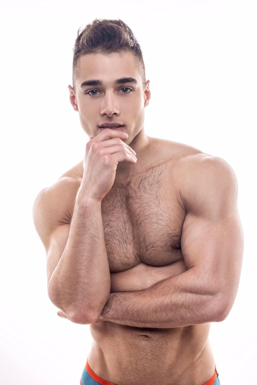 the-bulge-project:  Quinton Wynn @ Crew Models porn pictures