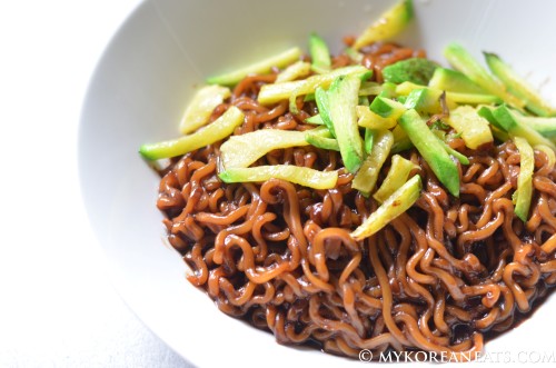 Japaghetti 짜파게티 (Instant Noodles w Black Bean Sauce a la Jajangmyeon)www.facebook.com/mykoreaneats