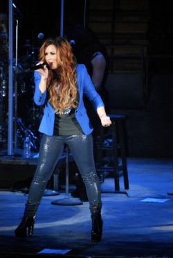 Demi Lovato's Style