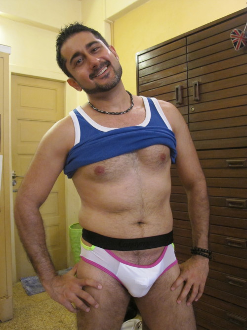 undieguyblog:  Brief-Shop Underwear Video Review - Candyman, Ergowear, PPUhttps://vimeo.com/100292356