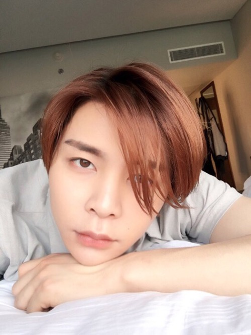 for-nct:[OFFICIAL] 170327 NCT Vyrl update with JOHNNY