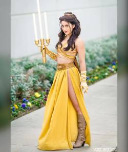 elizabethrage:  Just got a super cool article on my Jedi Belle cosplay from @yahoo! ❤️ Thanks guys! https://www.yahoo.com/tv/says-disney-princesses-arent-star-234500516.html?soc_src=social-sh&amp;soc_trk=fb #starwars #disney #jedibelle #cosplay 
