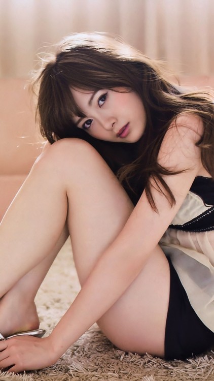 Mai Shiraishi : 白石麻衣