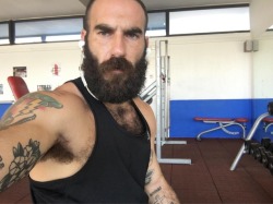 Hairysweatysmelly