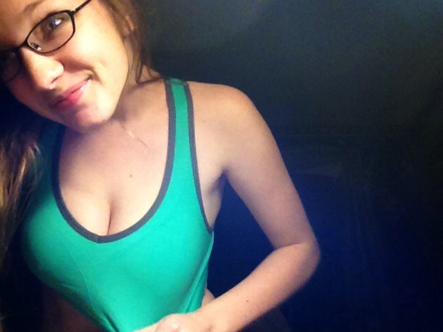 summercunt:  Wow just found out I look great in a sports bra cool 