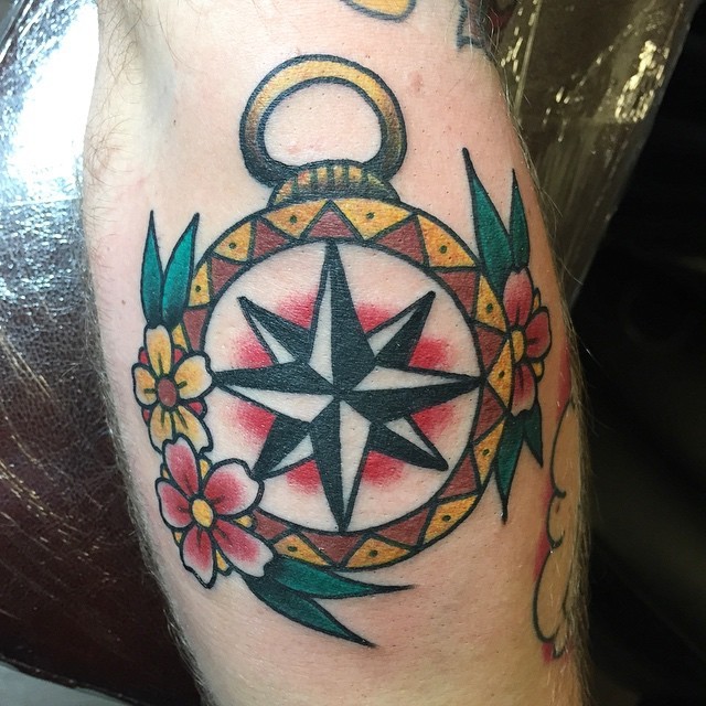 chicagosfavoritetattooer:  Walk ins always welcome!!!! #greatlakestattoo #grandave