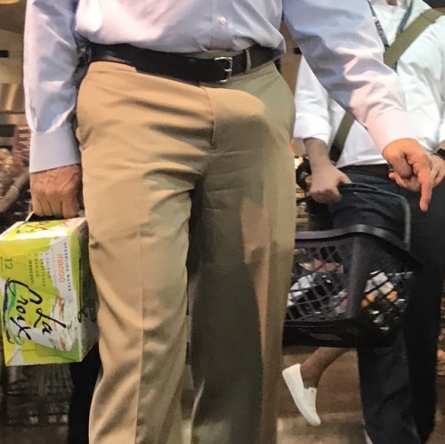 hotdadsbigcocks:  Whole Foods makes me hard too.