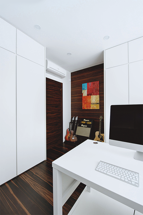 wearevanity:  |  All-White Renovated | © 