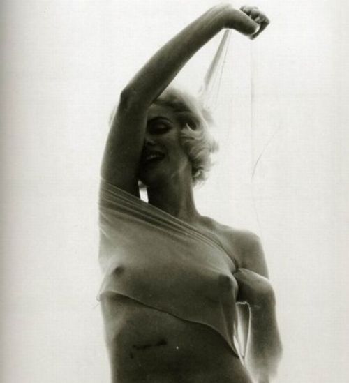irina-irina-irina:Marilyn Monroe porn pictures