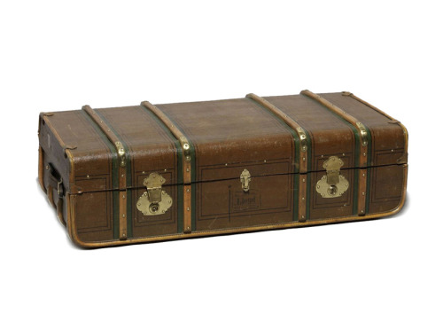 Cabin trunk, Kabinenkoffer Lloyd, 1920. Made of Durabel, Dresden, German. Germanisches Nationalmuseu