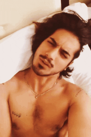 male-beauty-sfw:(x)