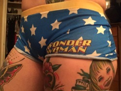 amazon-jupiter:  miss-mouth:  uhh… these are supposed to be shorts?  I got these same things and tried wearing them to a pajama party and I was like, these are underwear….