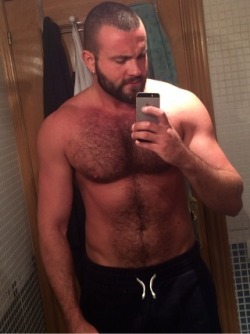 Follow my two hairy men blogs:http://sambrcln.tumblr.comhttp://hairysex.tumblr.com