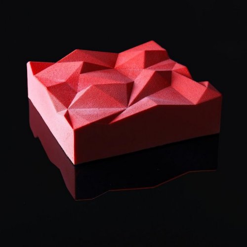 mayahan:Architectural Designer Dinara Kasko Uses Her Skills To Bake Geometrical Cakes