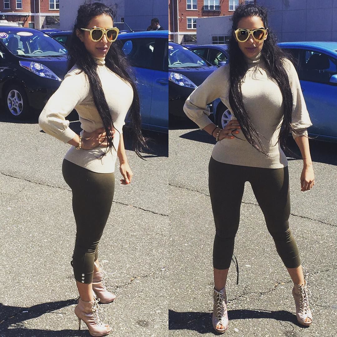 Outfit of the Day.  Top and Shoes - @bebe_stores  Sunglasses - @winkshades  Leggings