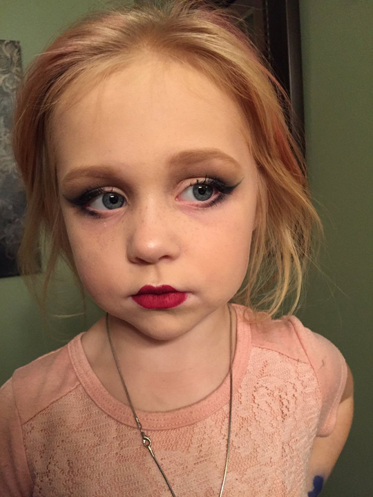 tastefullyoffensive:  (via aalexandriabish)