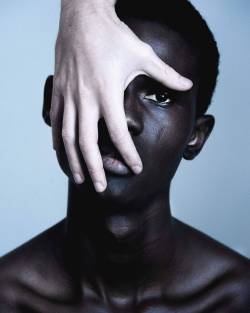 ohthentic:  jilkos:  Jason Harderwijk by bonjour garçon studio  Oh