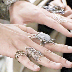 Thranduil Probably Has The Largest Wardrobe In Middle-earth