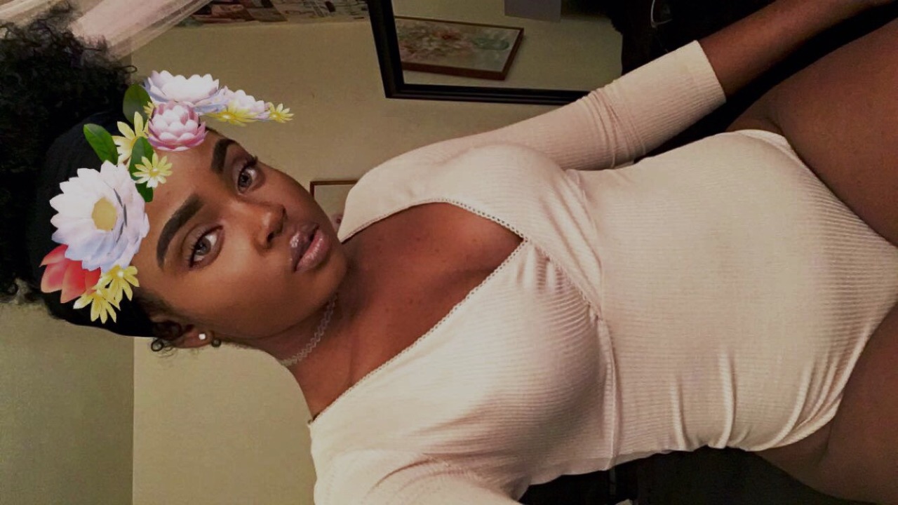 trillesthaitianprincess:  Bronzed Princess. 