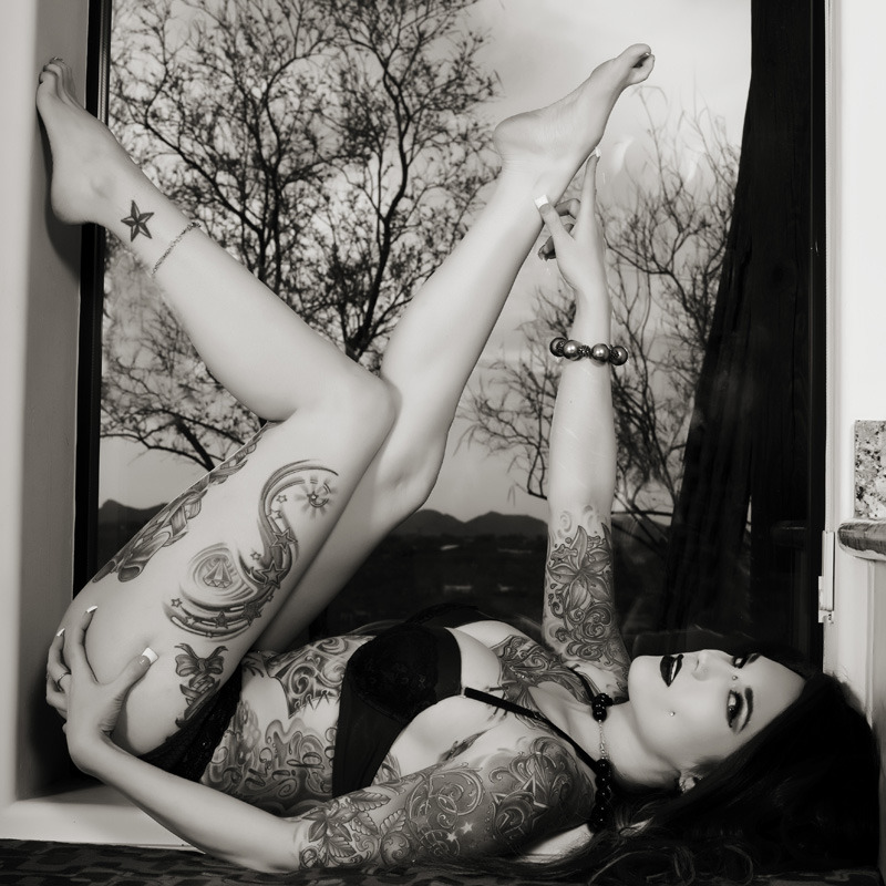 mischiefmadnessmodel:  Model: Mischief Madnesswww.mischiefmadness.comCrop Top: Bang