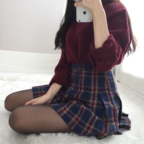 Featured image of post Plaid Skirt Aesthetic Tumblr