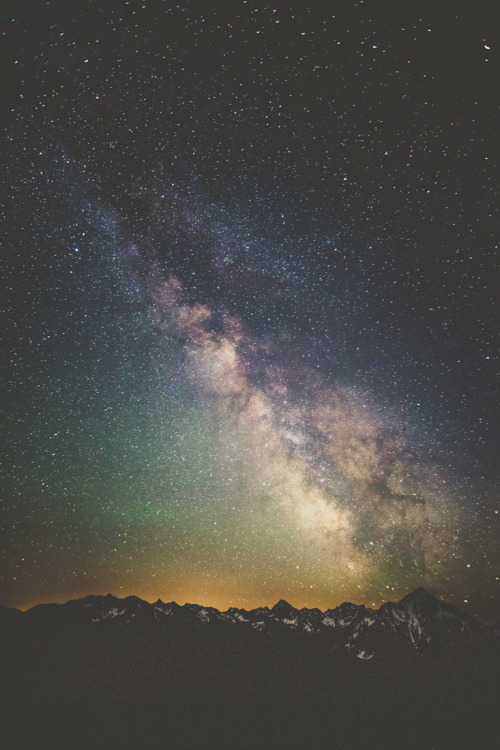 man-and-camera:   The Heavens Above ➾ Luke Gram 