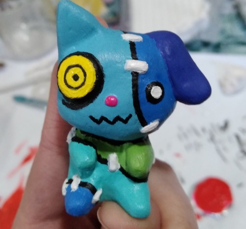 i also sculpted my little mascot!