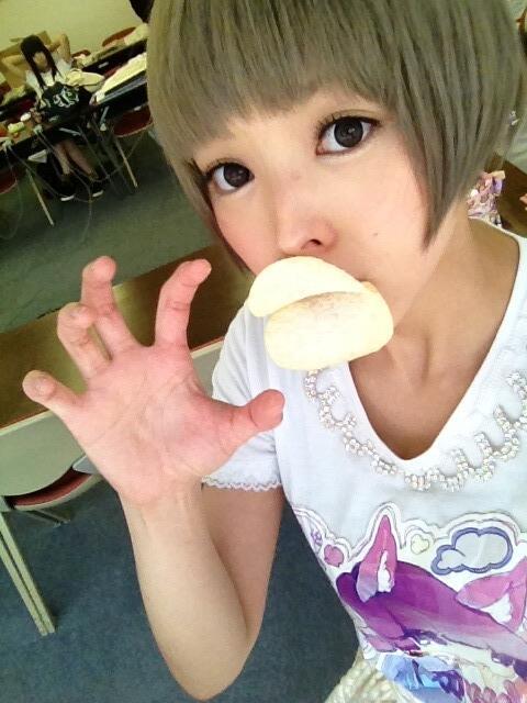 myarlat:  (Twitter / mogatanpe: 女子美祭でしたー！めっちゃ声援きこえてうれしかったです。寒い