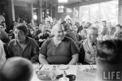 electronicsquid:  Lon Chaney Jr., Tor Johnson and Bela Lugosi do lunch (Loomis Dean. 1956?) 