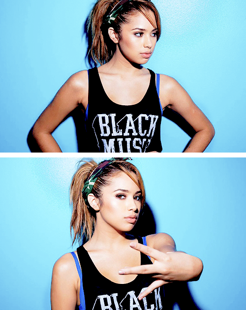 jasminatorr:  Jasmine photoshoot for Idolator. 