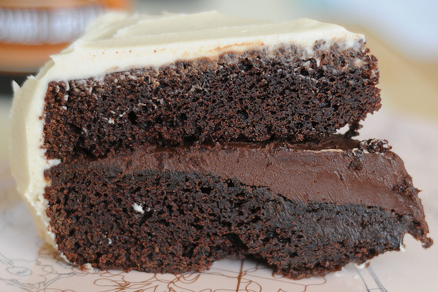 dropdeaddelicious:  Irish Car Bomb Cake