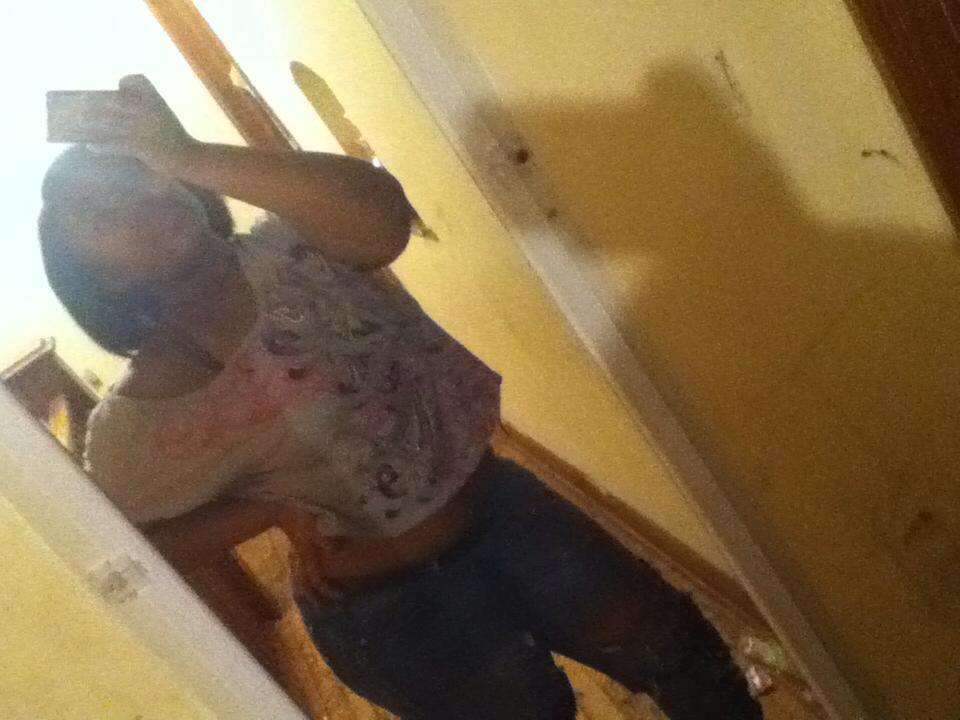 kaayoverdosedovoxo:  Big girls wear belly shirts too!